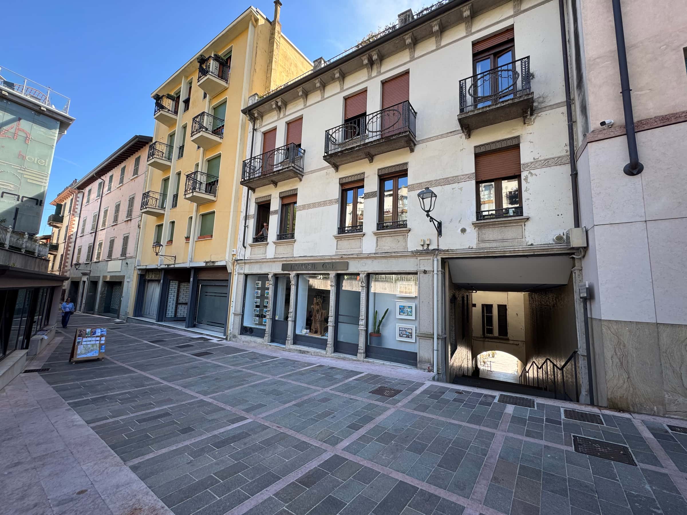 Apartment in Corso della Repubblica, Gardone Riviera for 70 m² with 1 bedroom