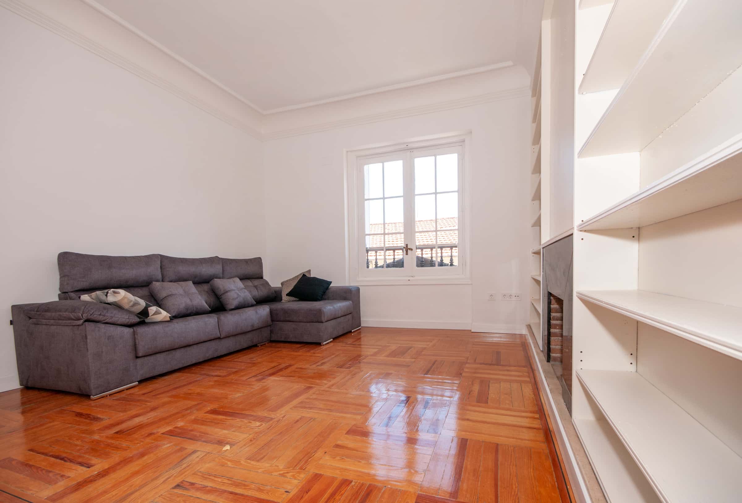 Calle Blanca de Navarra, 7 (ONLY STUDENTS)