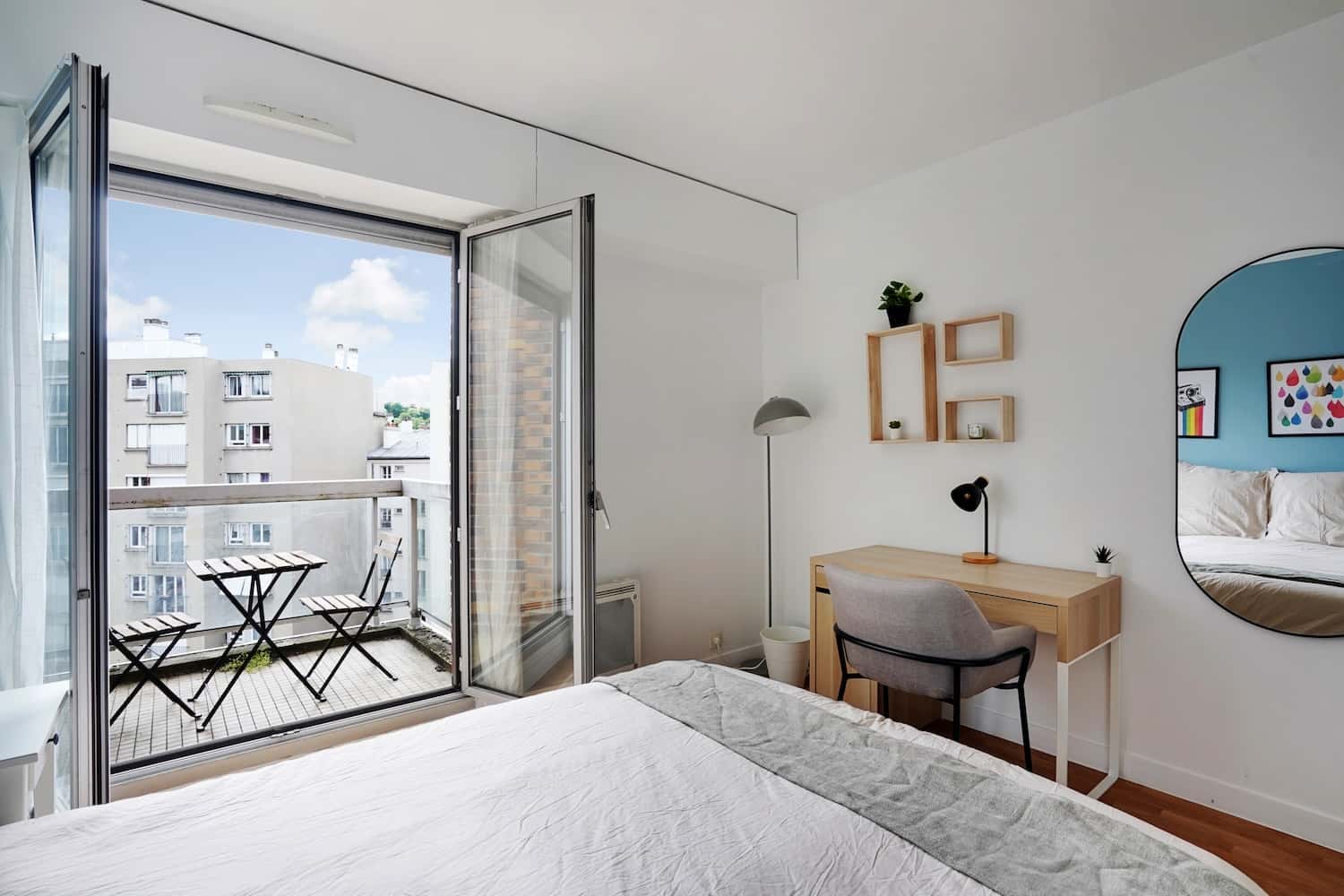 Move into this room with a balcony