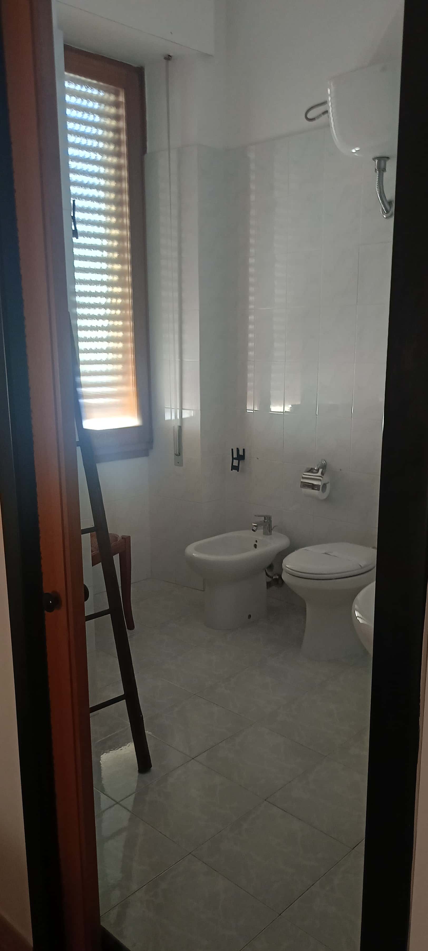 Stanza in Via Cimarosa 45