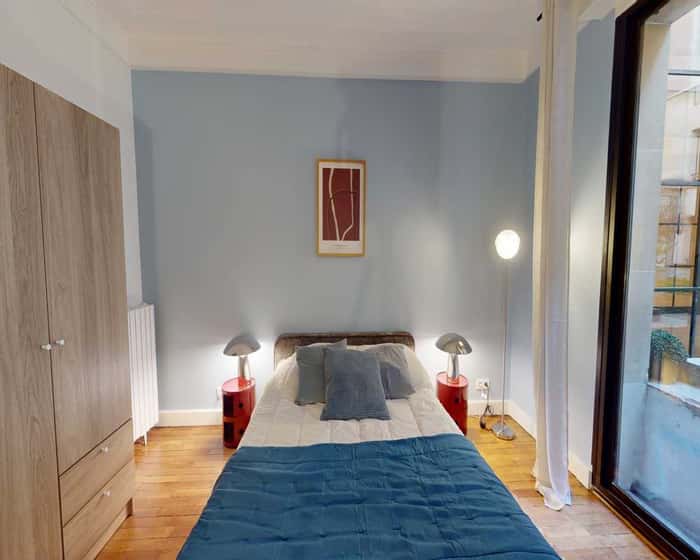 Listing photo thumbnail