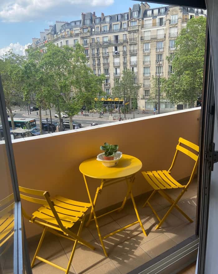 Listing photo thumbnail