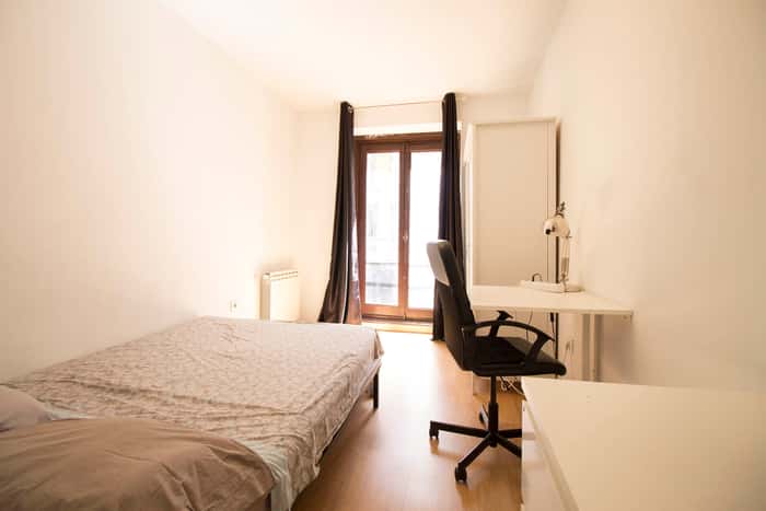 Listing photo thumbnail