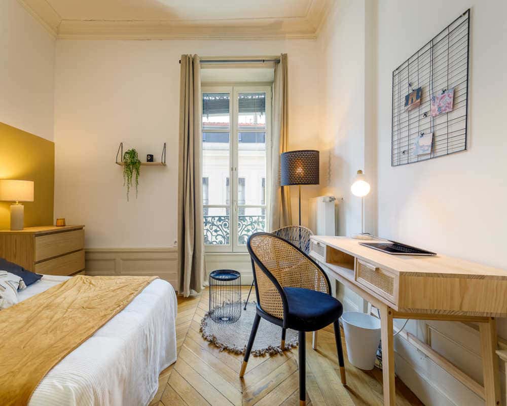 Chambre dans le rue de la république