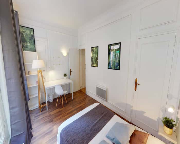 Listing photo thumbnail