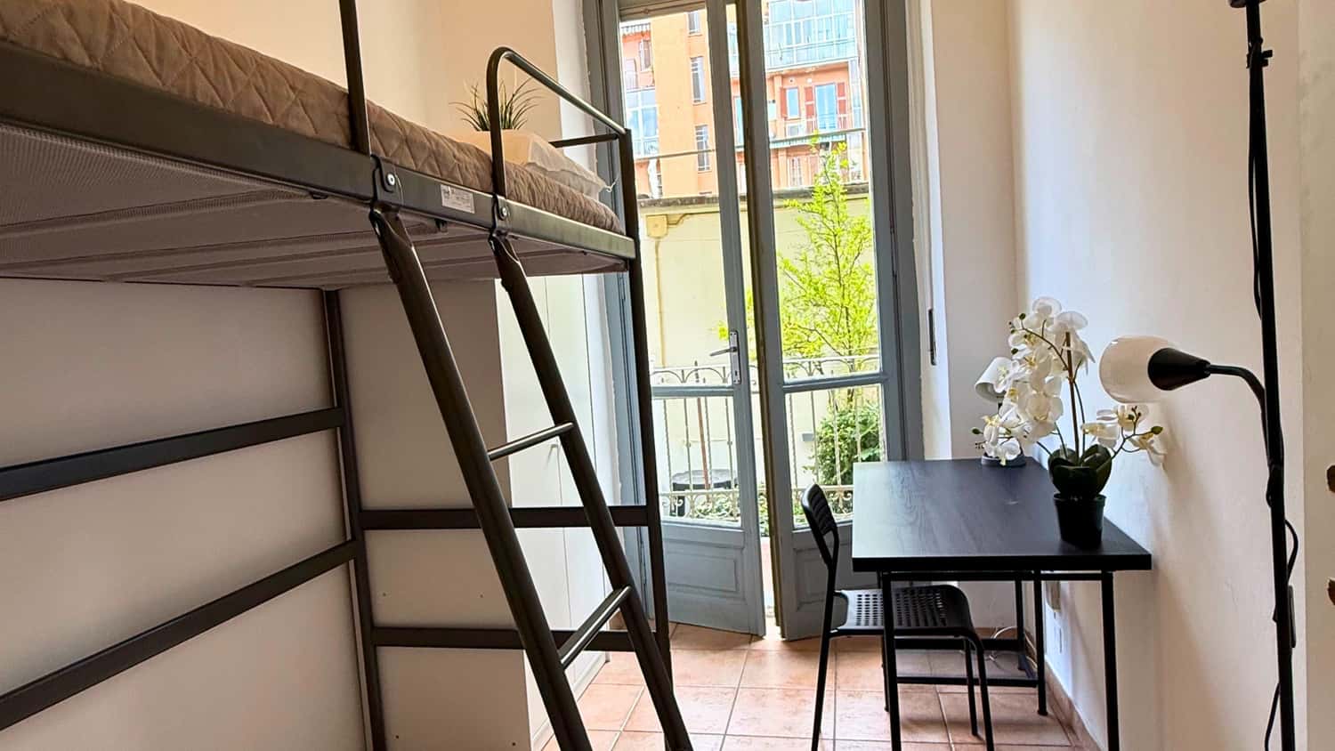 C3 - Via Castelnuovo Delle Lanze 11