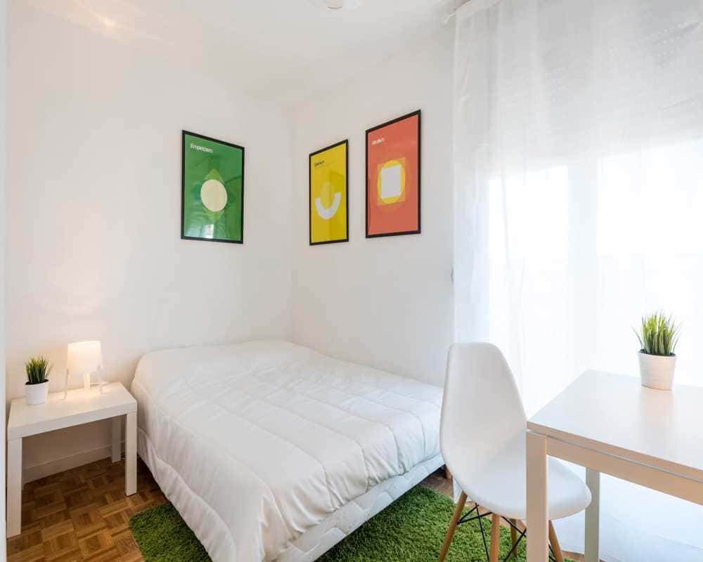 Chambre dans le Cours Lafayette