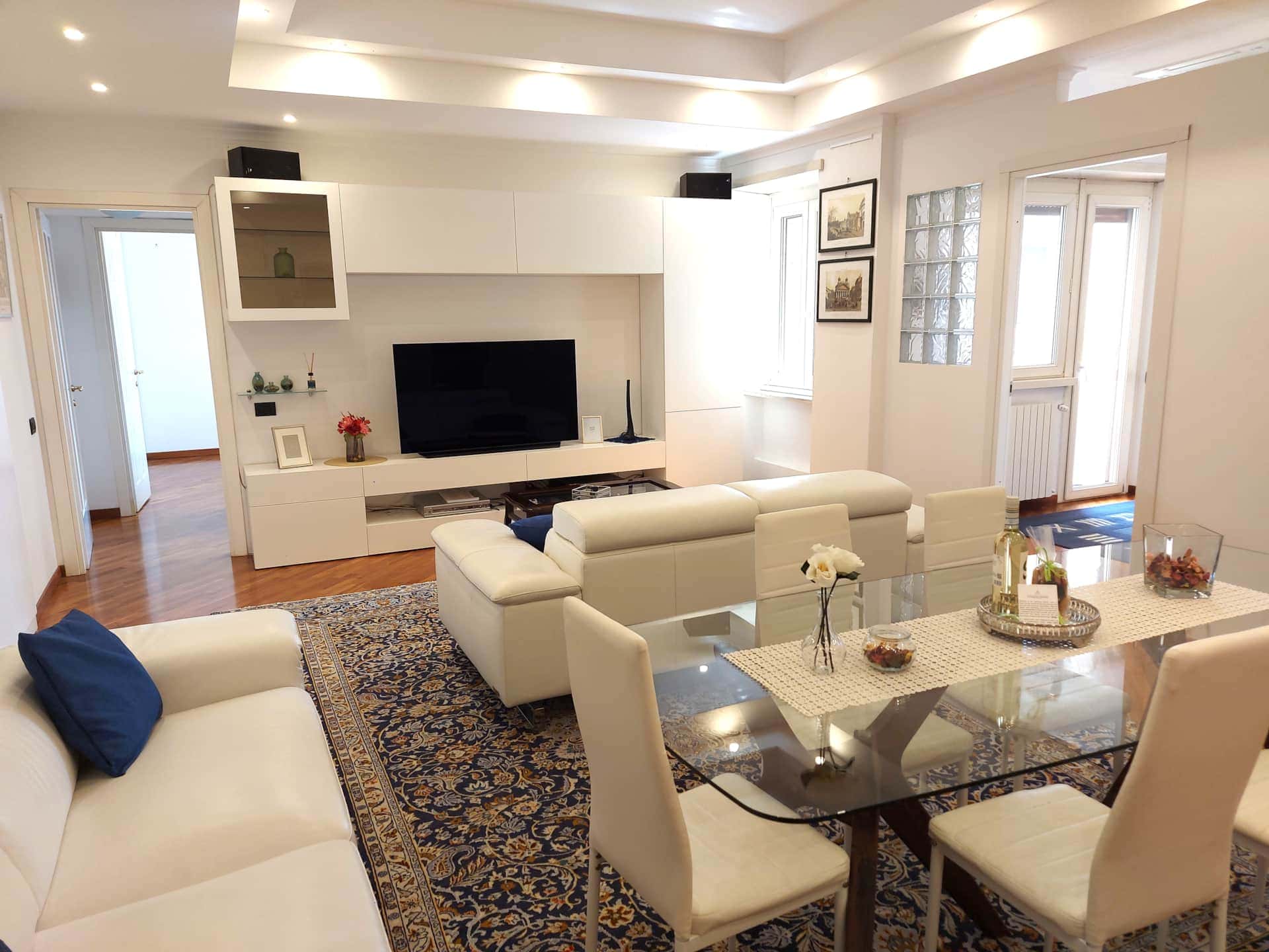 Appartamento in Via Domenico Barone, Roma di 104 m² con 2 camere