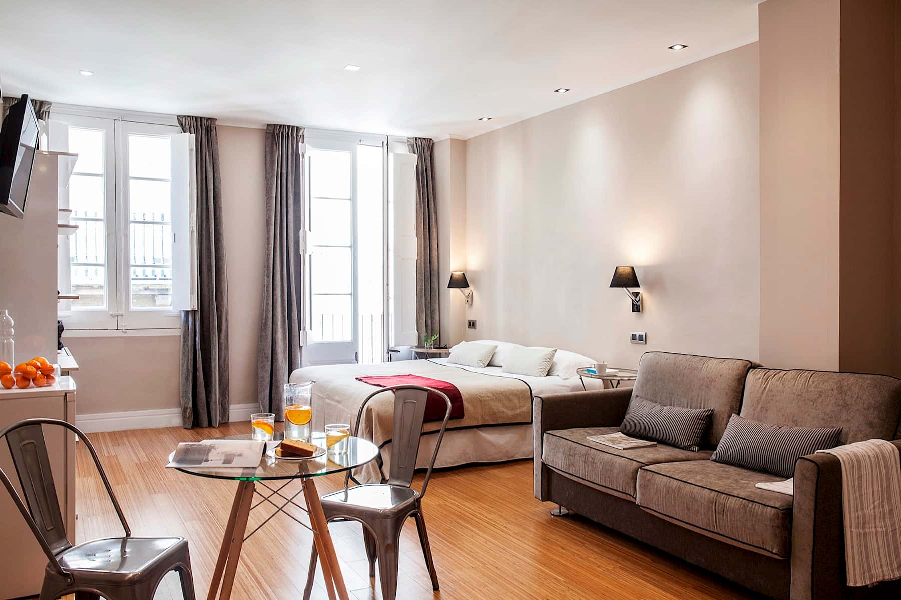 San Pere Mes Baix 4 ·