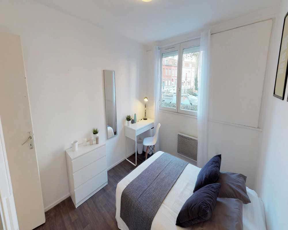 Chambre dans le Boulevard Montebello