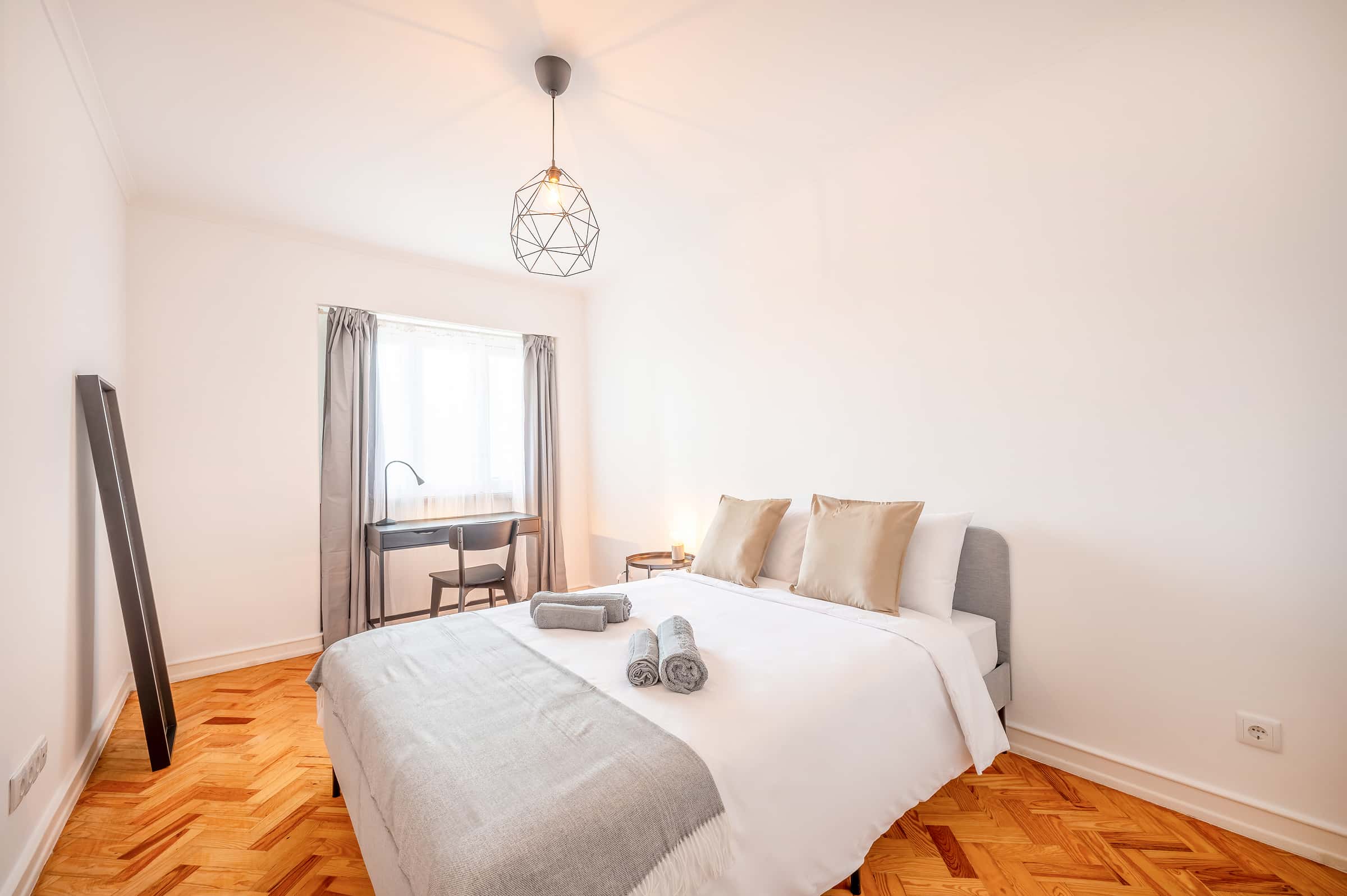 Rua Barão de Sabrosa , - Lisboa, Portugal