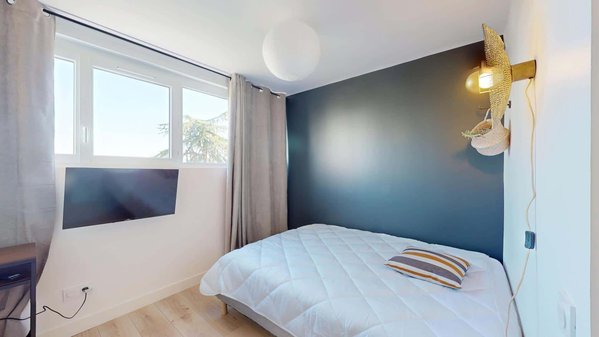 Chambre 1 - LUZE