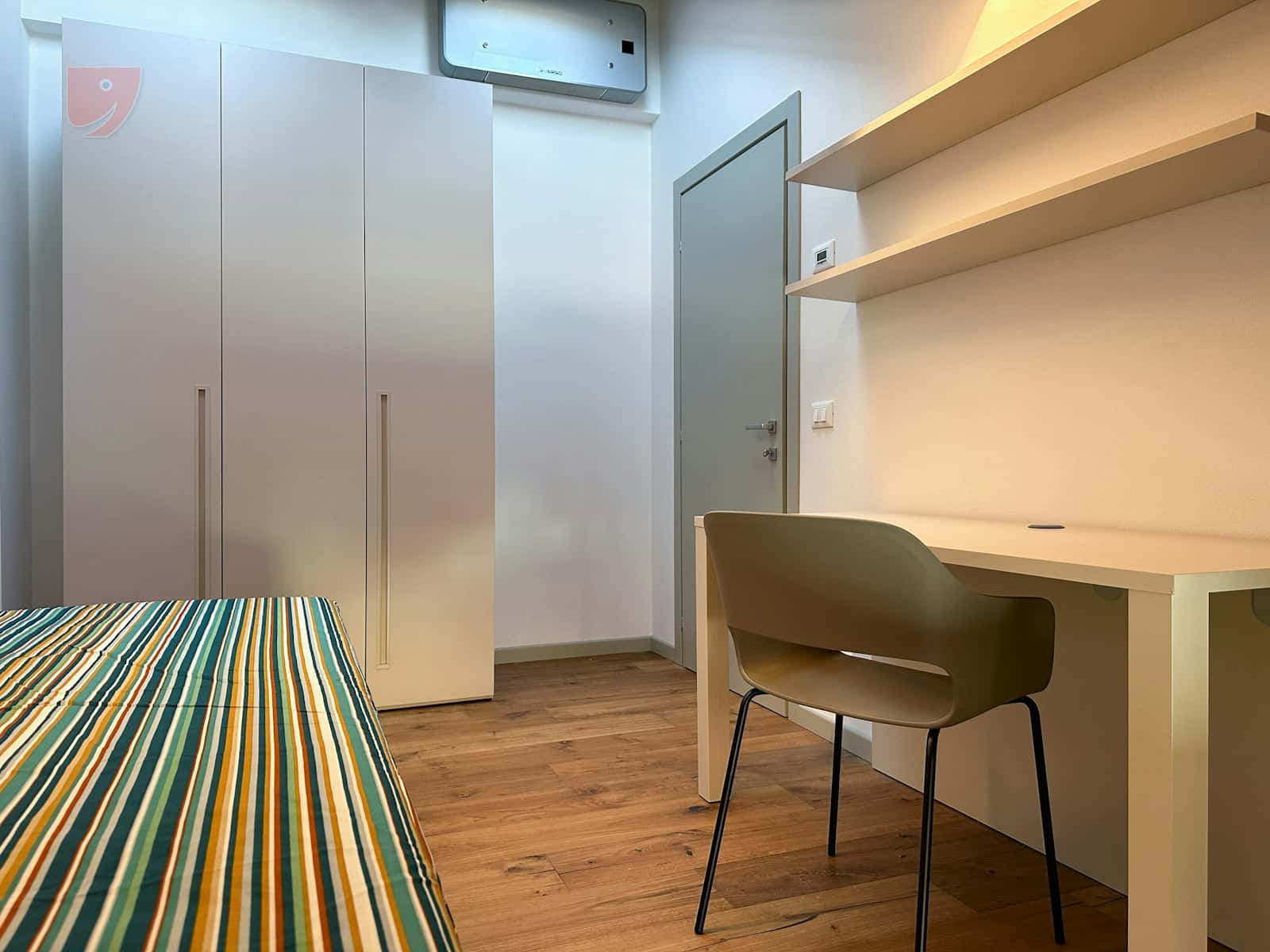 Room in Via Montebello, Ferrara for 140 m² with 5 bedrooms