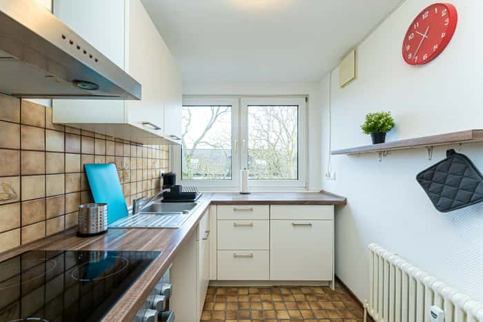 Listing photo thumbnail