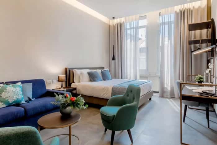 Listing photo thumbnail