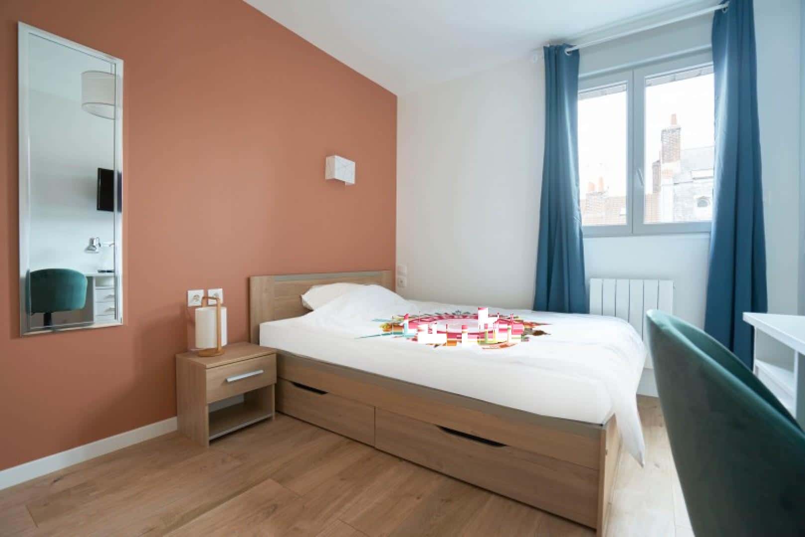 Chambre 6 - ISLY F