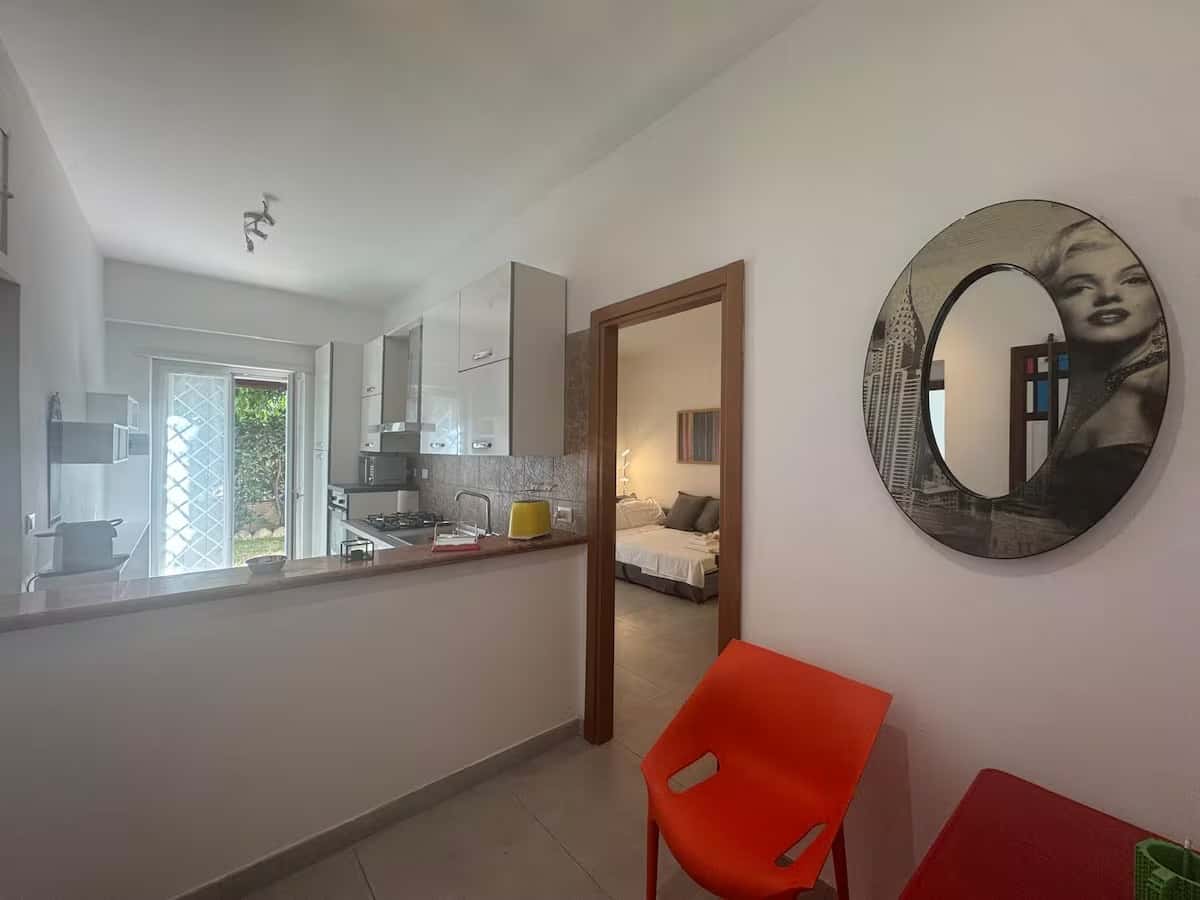 Apartment Rome, 1 bed — photo 8