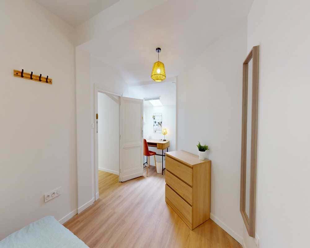 Chambre dans le Rue des Étables