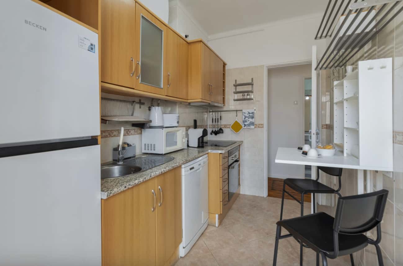 Combatentes 33 House