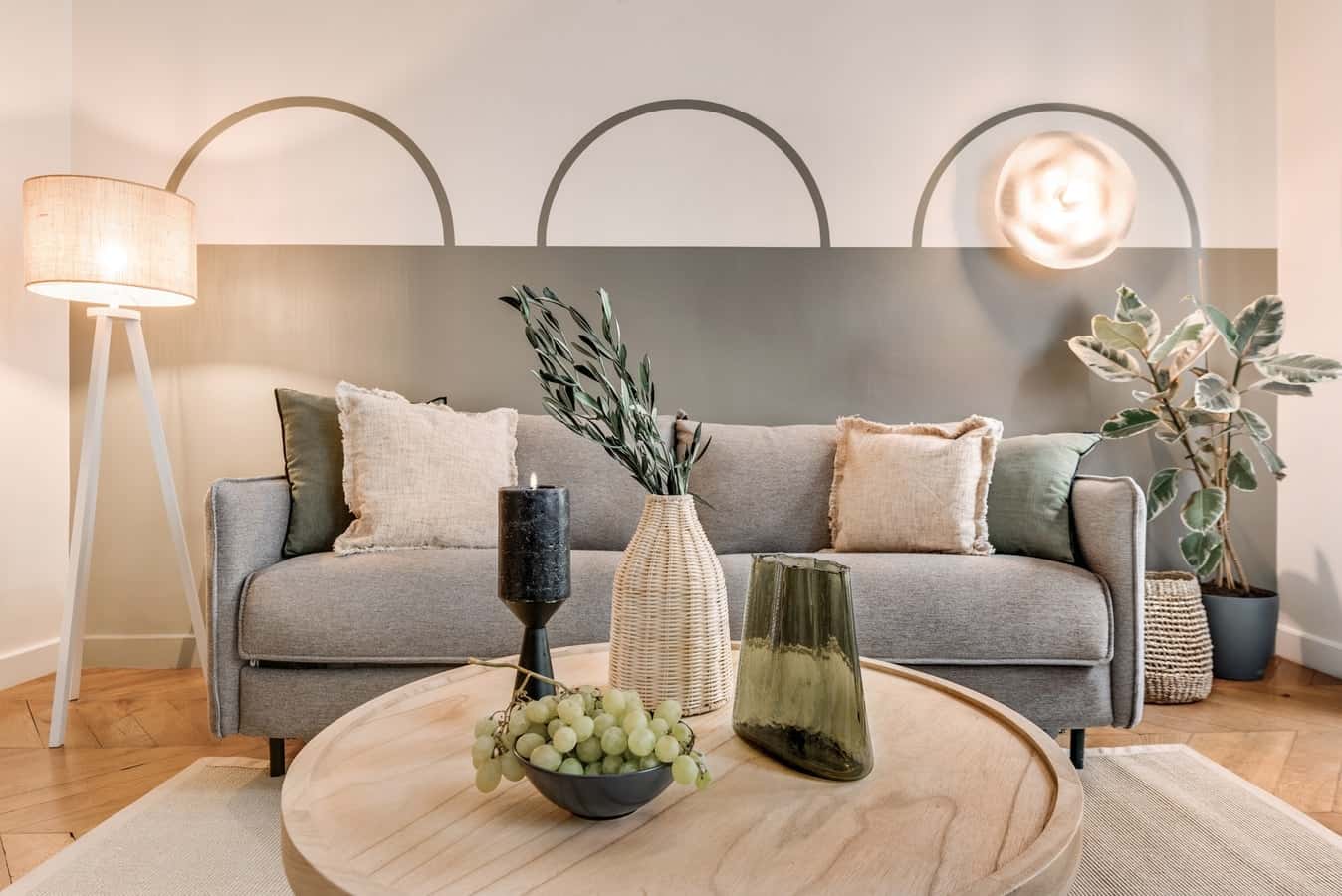 Apartment in 84 Rue de Rivoli, 75004 Paris, France