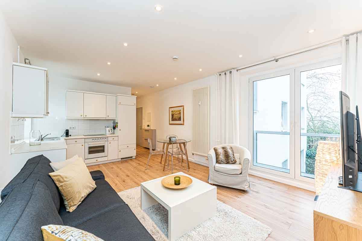 Perfect two room apartment -silent - prime location - Photo 4
