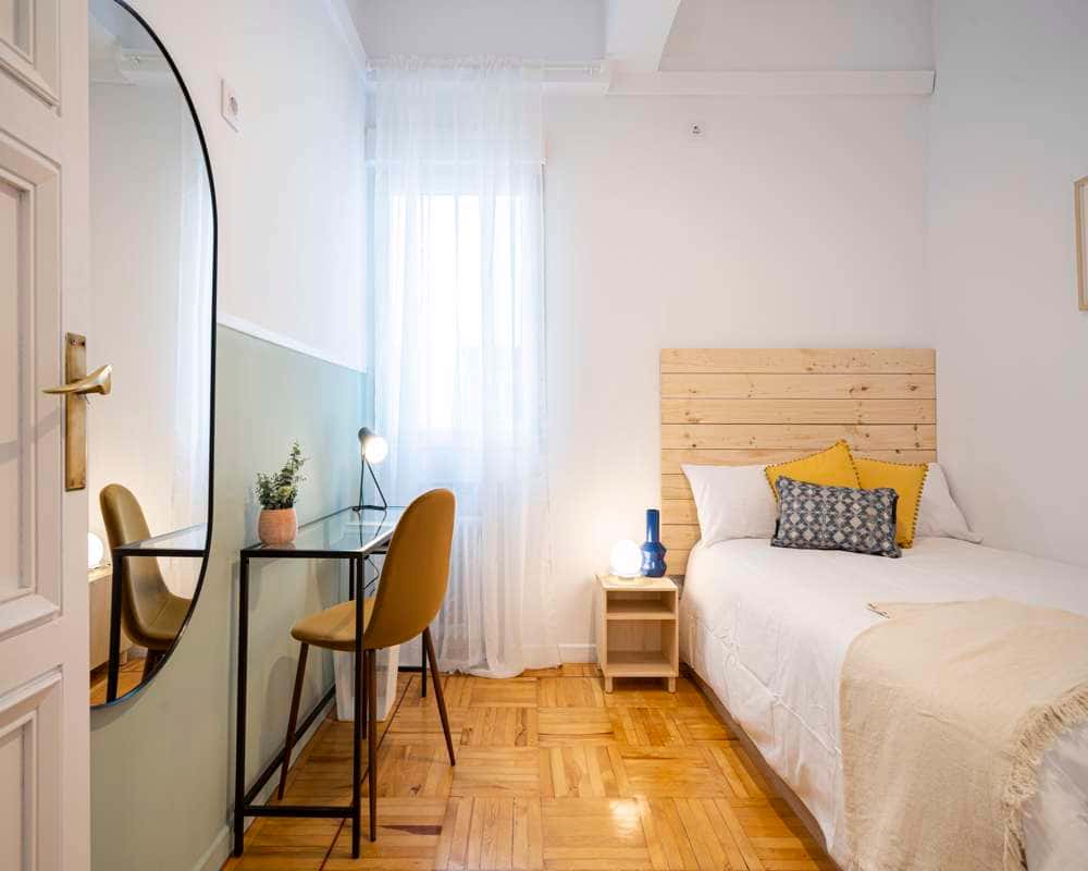Habitación individual en la Calle de Bravo Murillo