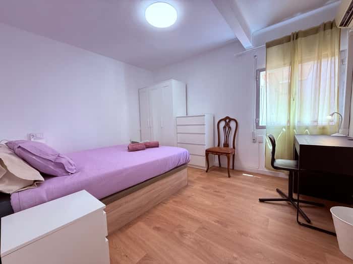 Listing photo thumbnail