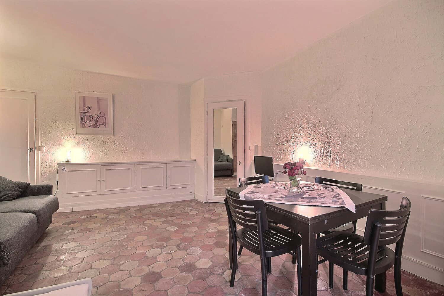 Location Appartement meublé Studio - 28m² - Saint-Germain - Paris