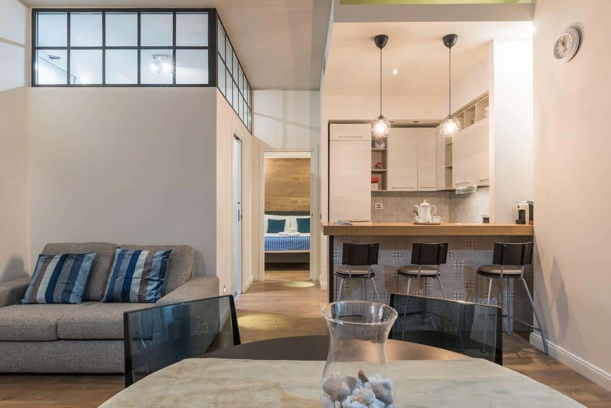 033 - Pomezia - La luna nel pozzo a Roma