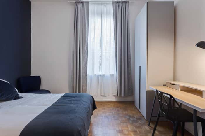 Listing photo thumbnail