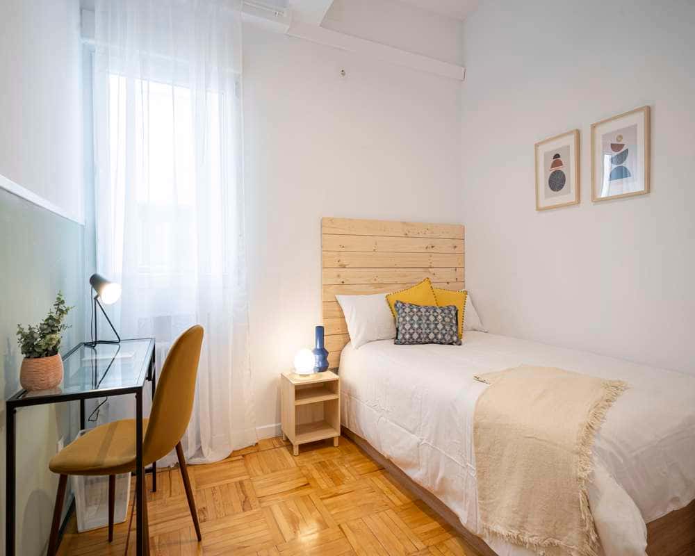 Habitación individual en la Calle de Bravo Murillo