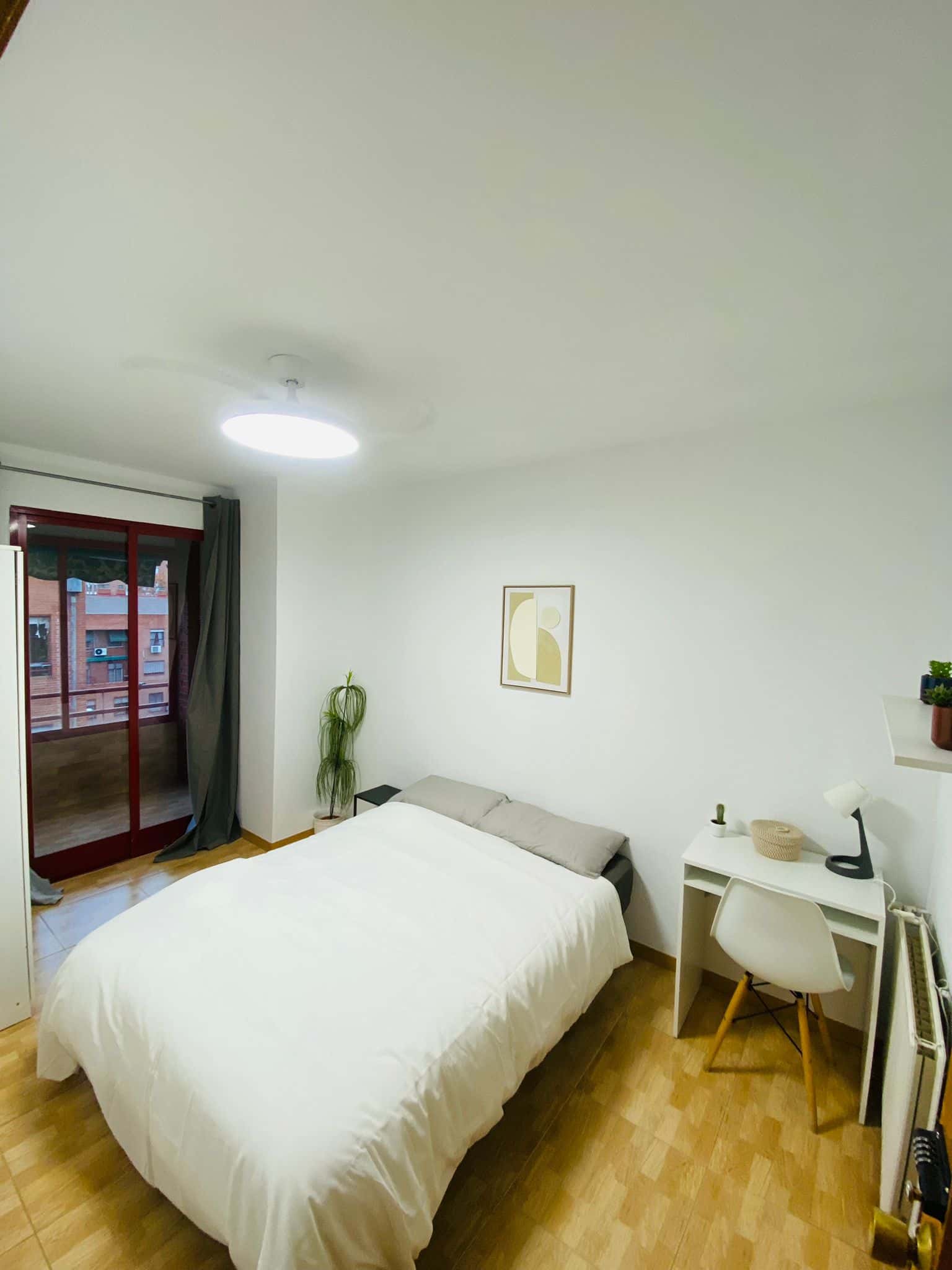 Habitacion privada en C/ Santanderina, Vallecas