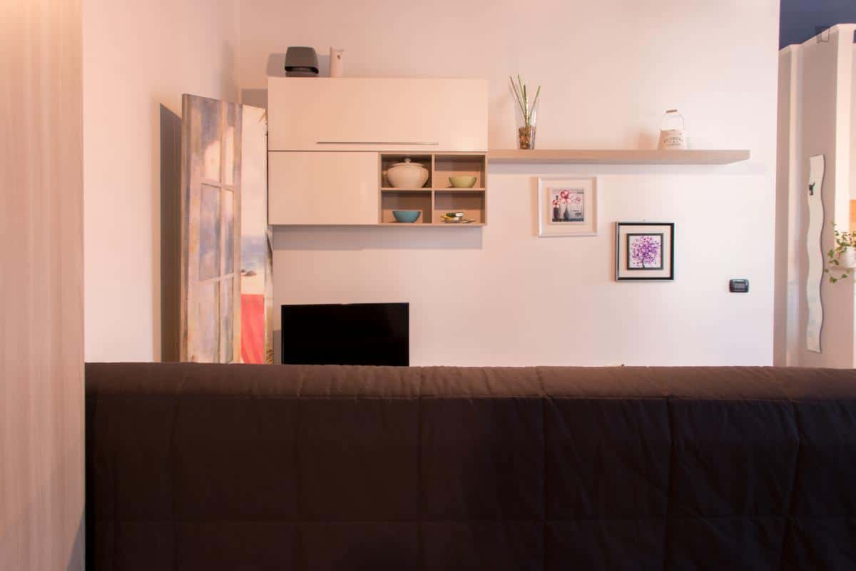 Appartamento in Via Porretta, Milano di 38 m²