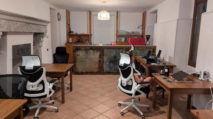 Listing photo thumbnail