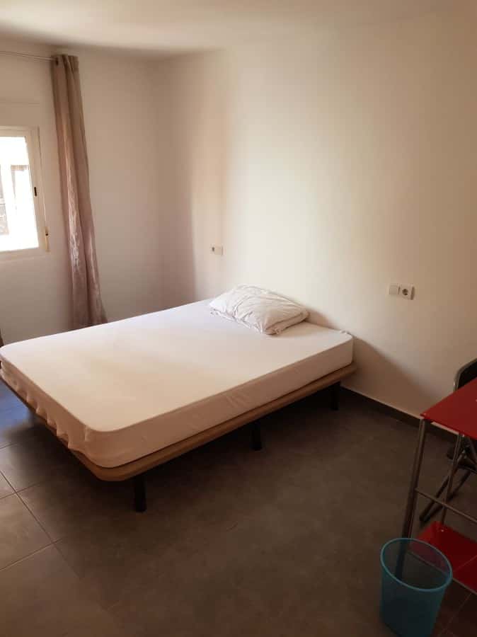 Habitación en piso de 4 habitaciones en Benimaclet