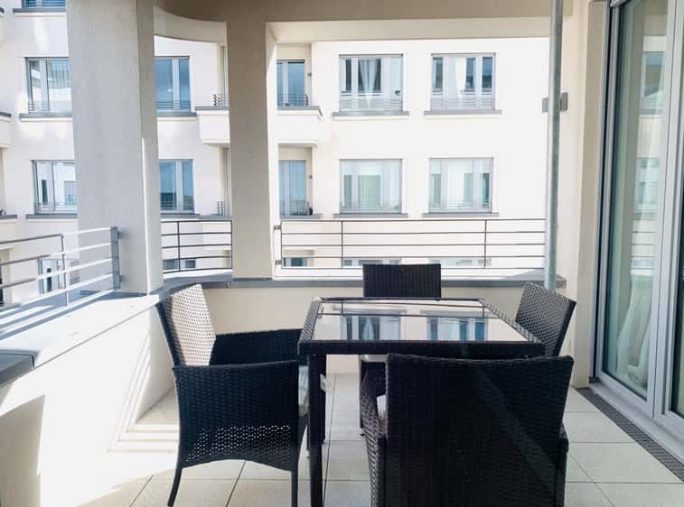 Gita - Kompakte, luxurioese Wohnung am Potsdamer Platz mit Balkon 2