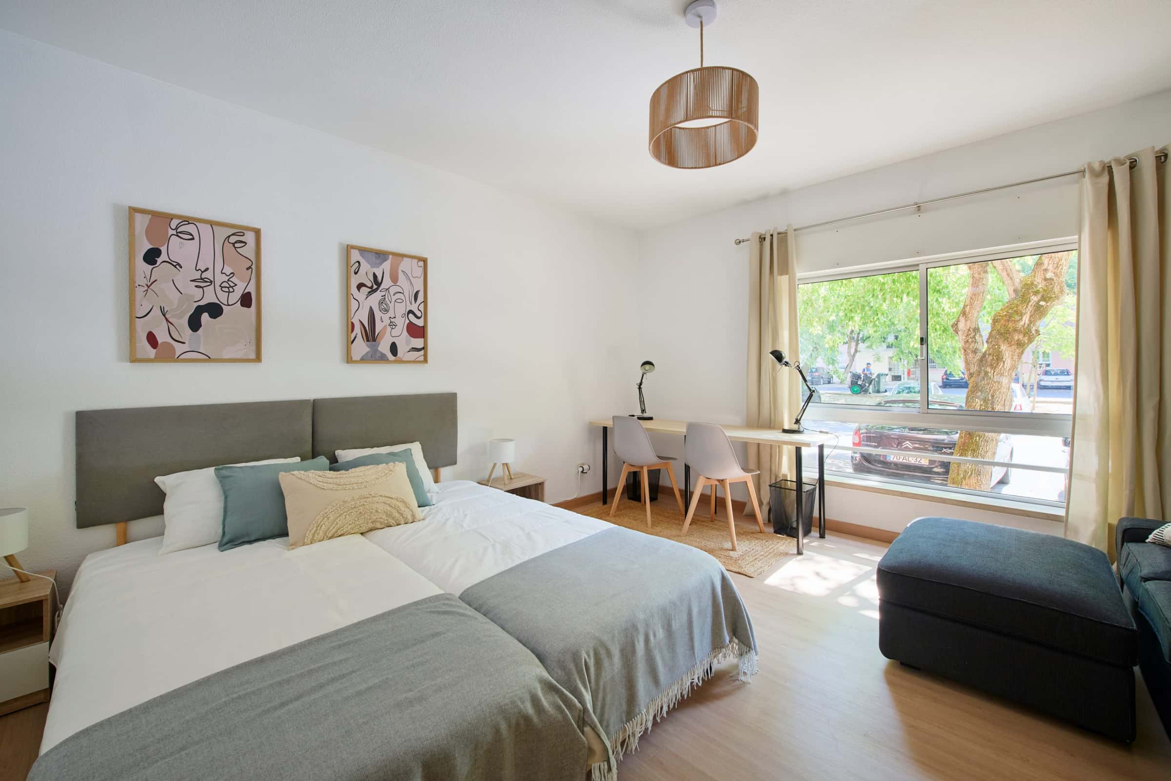 T8#R1 - Bright bedroom in Telheiras