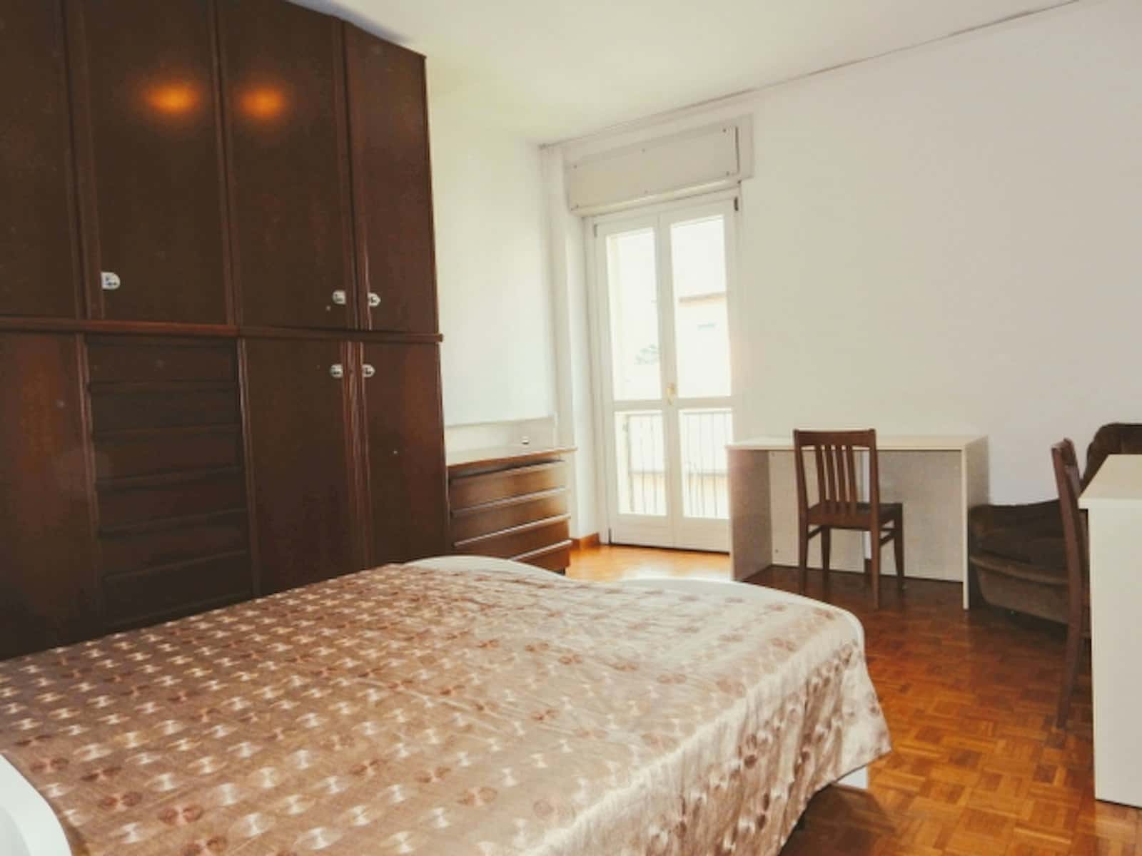 Zimmer in Via San Pio X, Trento für 83 m² mit 3 Schlafzimmer