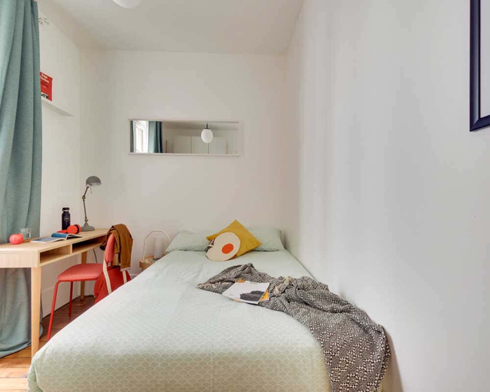 Chambre dans le Avenue Sainte-Anne