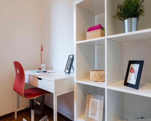 Listing photo thumbnail