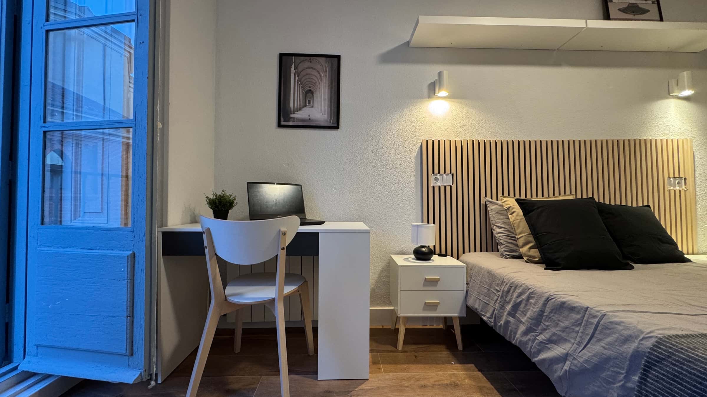 Zimmer in Calle de Concepción Jerónima, Madrid für 180 m² mit 9 Schlafzimmer