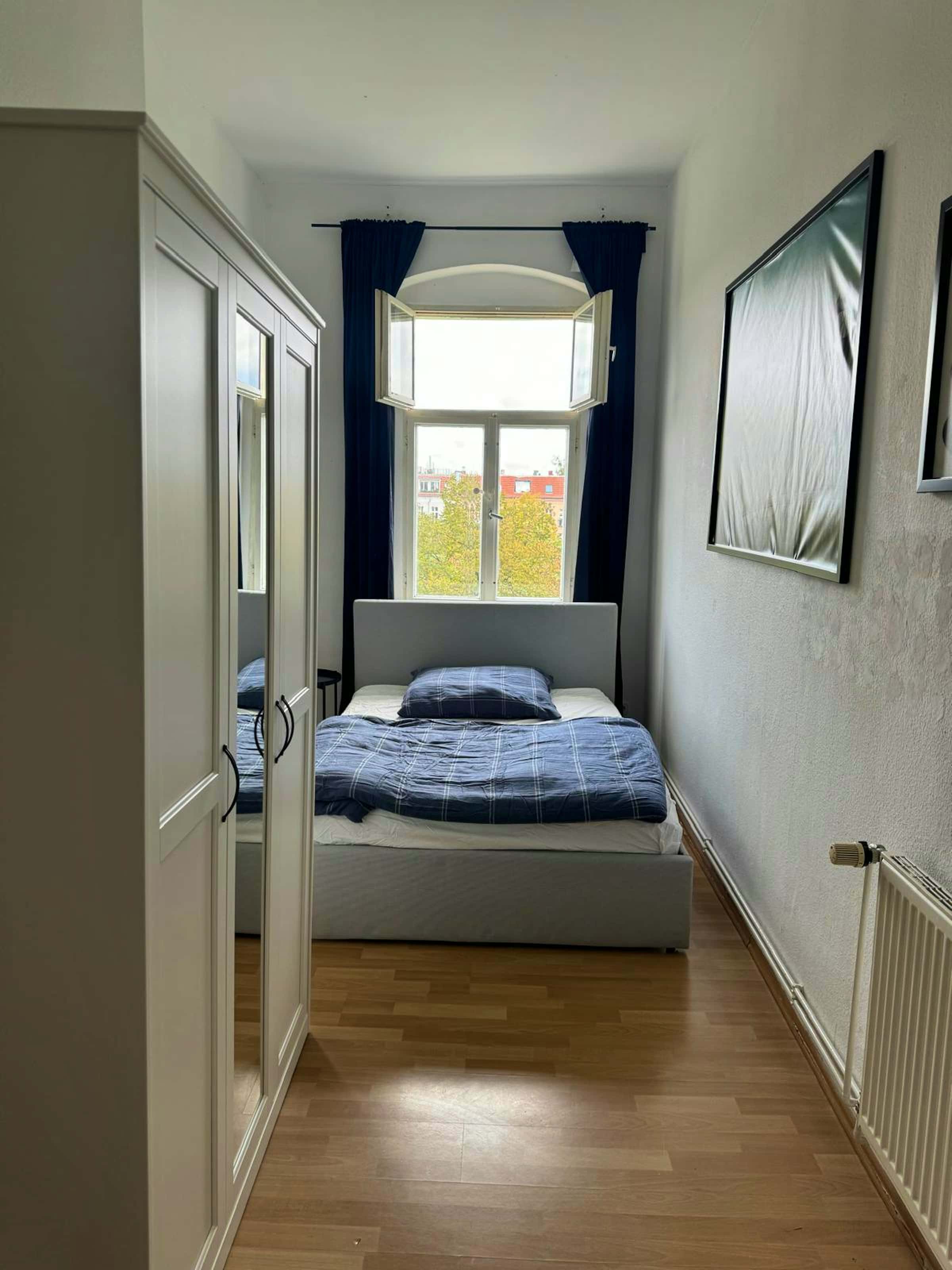 Krossener Straße - Smaill Room