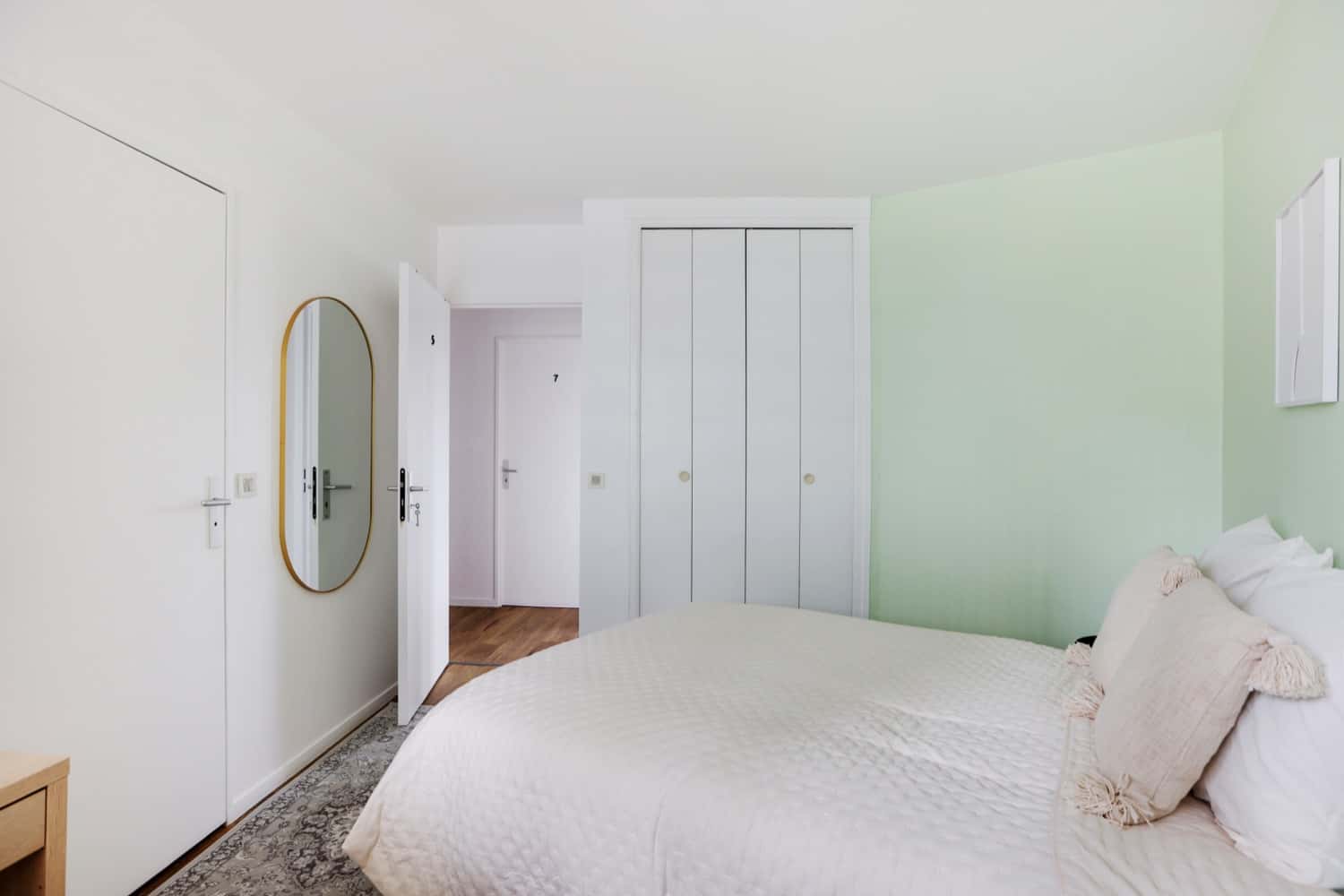 Move into this 13 m² cocoon with bathroom