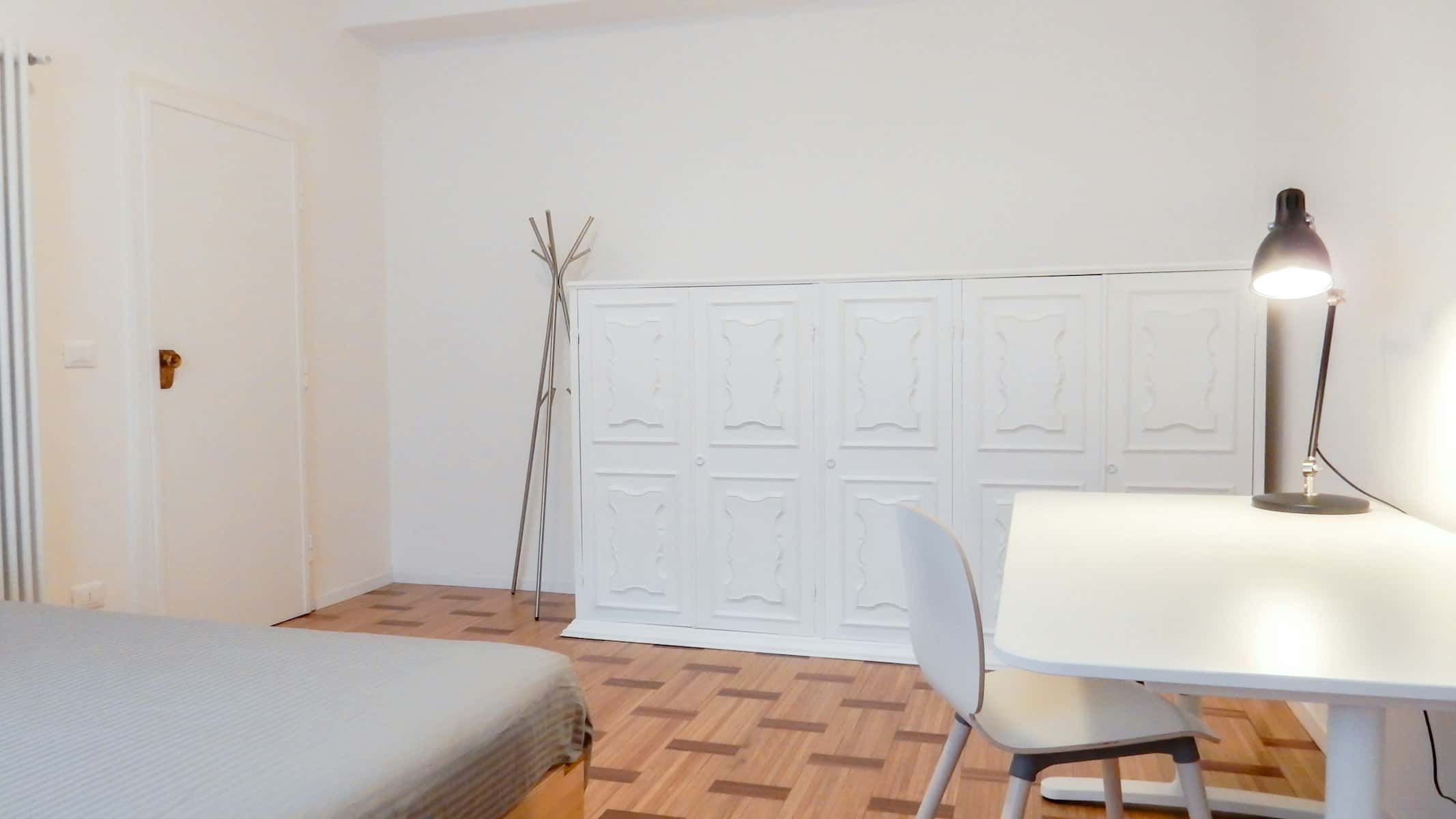 Stanza in Via Fratelli Perini, Trento di 105 m² con 4 camere