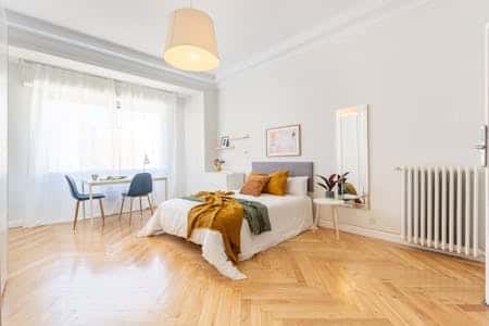 Room 2 - Calle del Príncipe de Vergara, 75