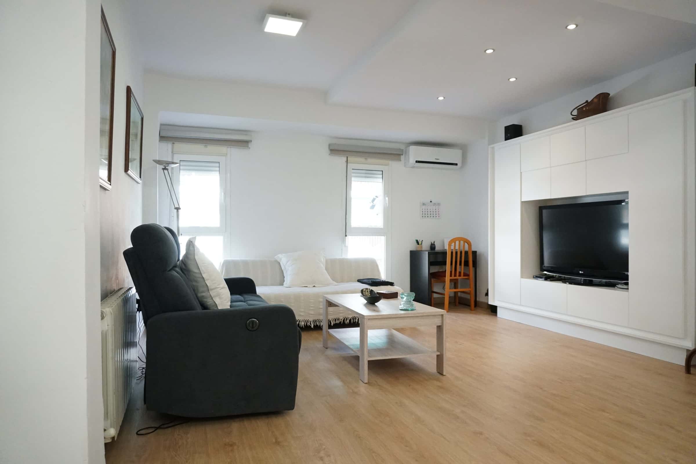 Wohnung in Carrer del Remolcador, Valencia für 60 m²