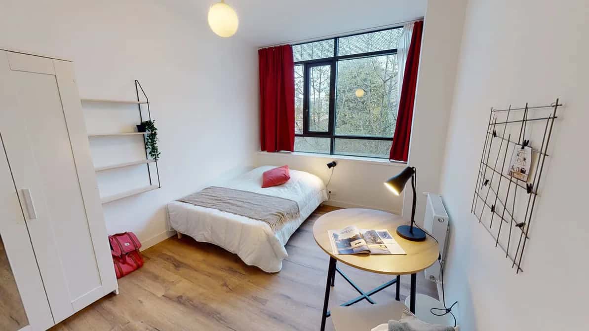 Habitación en Avenue Sainte-Anne, Asnières-sur-Seine para 222 m² con 11 dormitorios