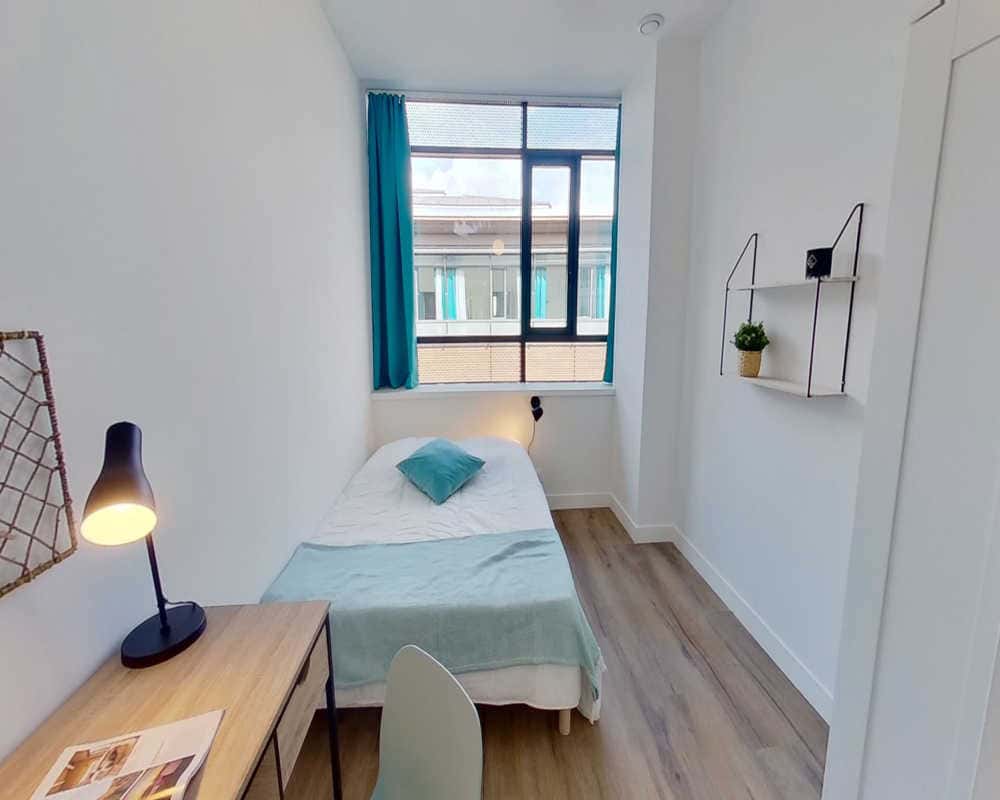 Chambre dans le Avenue Sainte-Anne