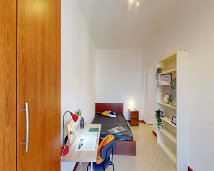 Listing photo thumbnail