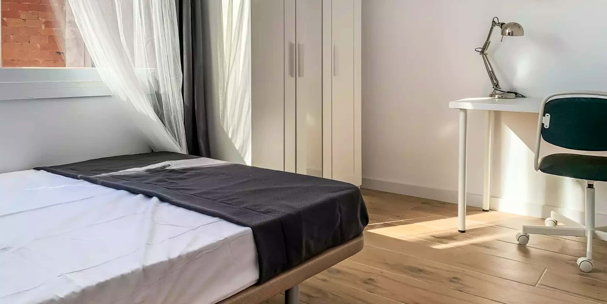 Habitación en Carrer de l'Antiga Travessera - AT3-HAB2